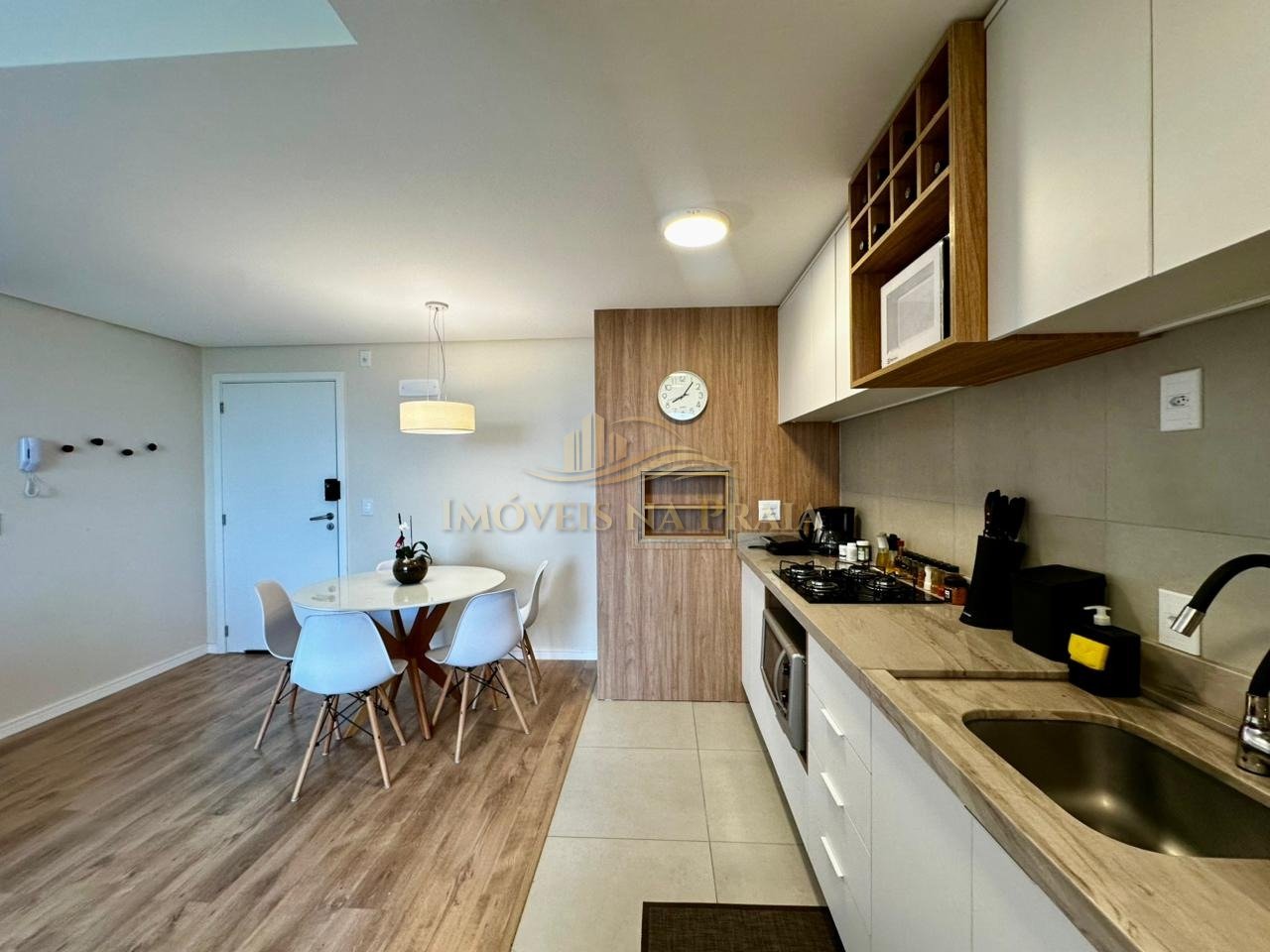 Apartamento 2 dormitórios no bairro Thera Santorini