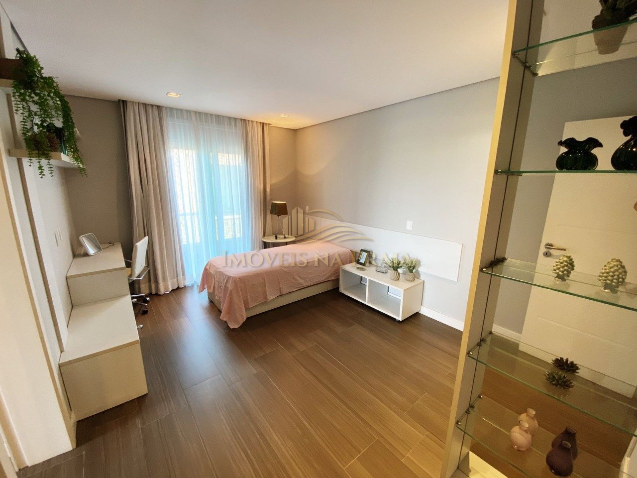 Foto 16 — Casa em Condomínio 6 dormitórios no bairro Ventura Club