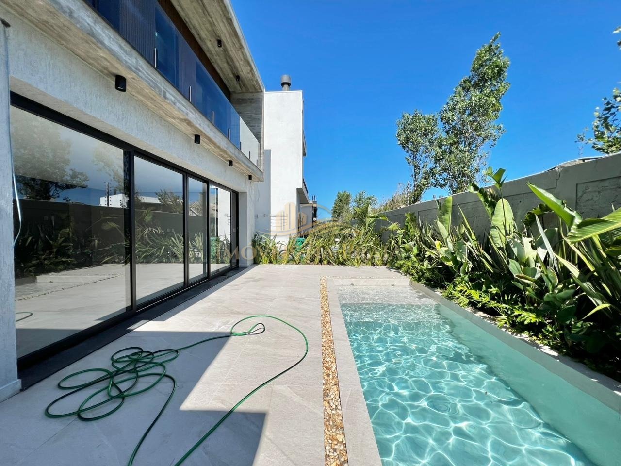 Foto 12 — Casa em Condomínio 4 dormitórios no bairro Sunset