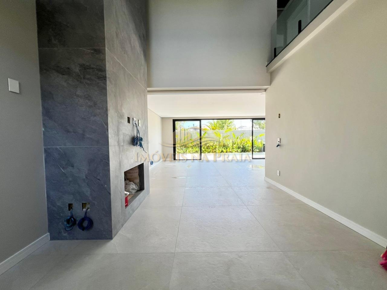 Foto 2 — Casa em Condomínio 4 dormitórios no bairro Sunset