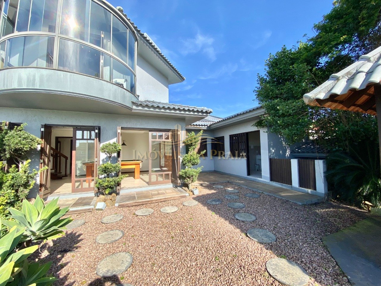 Foto 2 — Casa 5 Dormitório(s) Bairro Atlântida