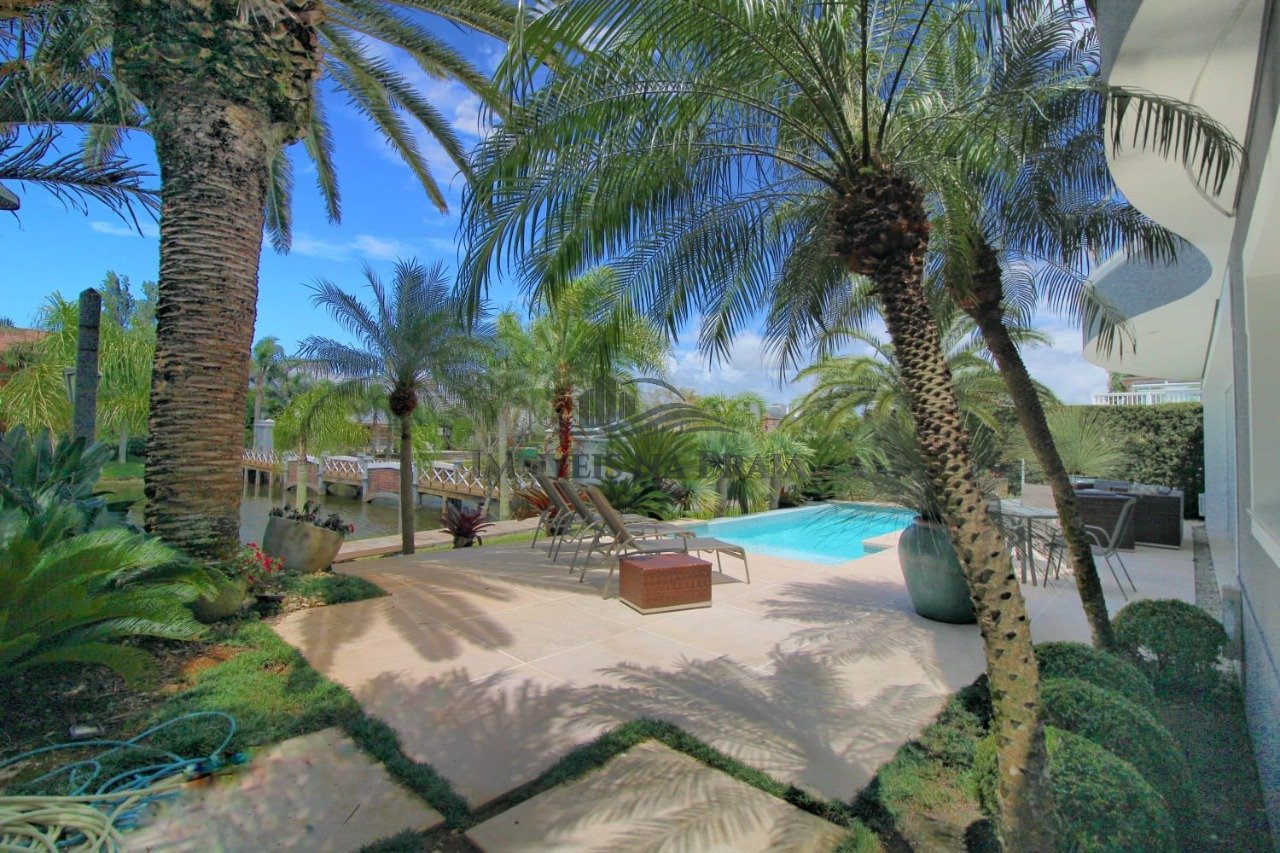 Foto 8 — Casa em Condomínio 6 dormitórios no bairro Atlântida Ilhas Park