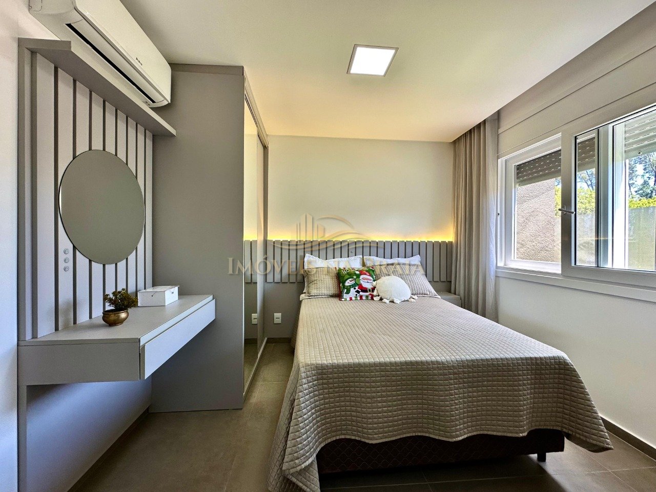 Foto 23 — Casa em Condomínio 4 Dormitório(s) Bairro Riviera