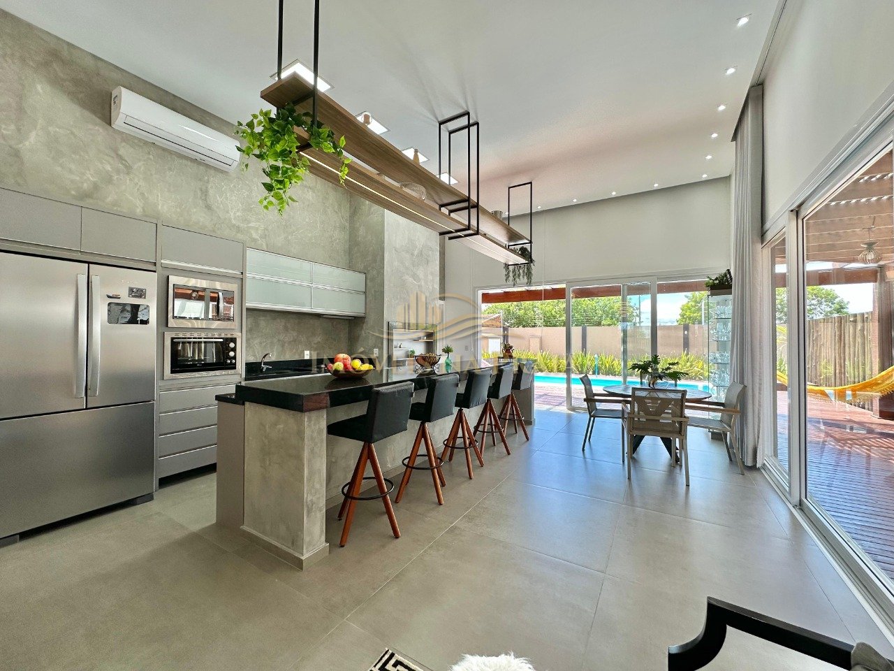 Foto 7 — Casa em Condomínio 4 Dormitório(s) Bairro Riviera