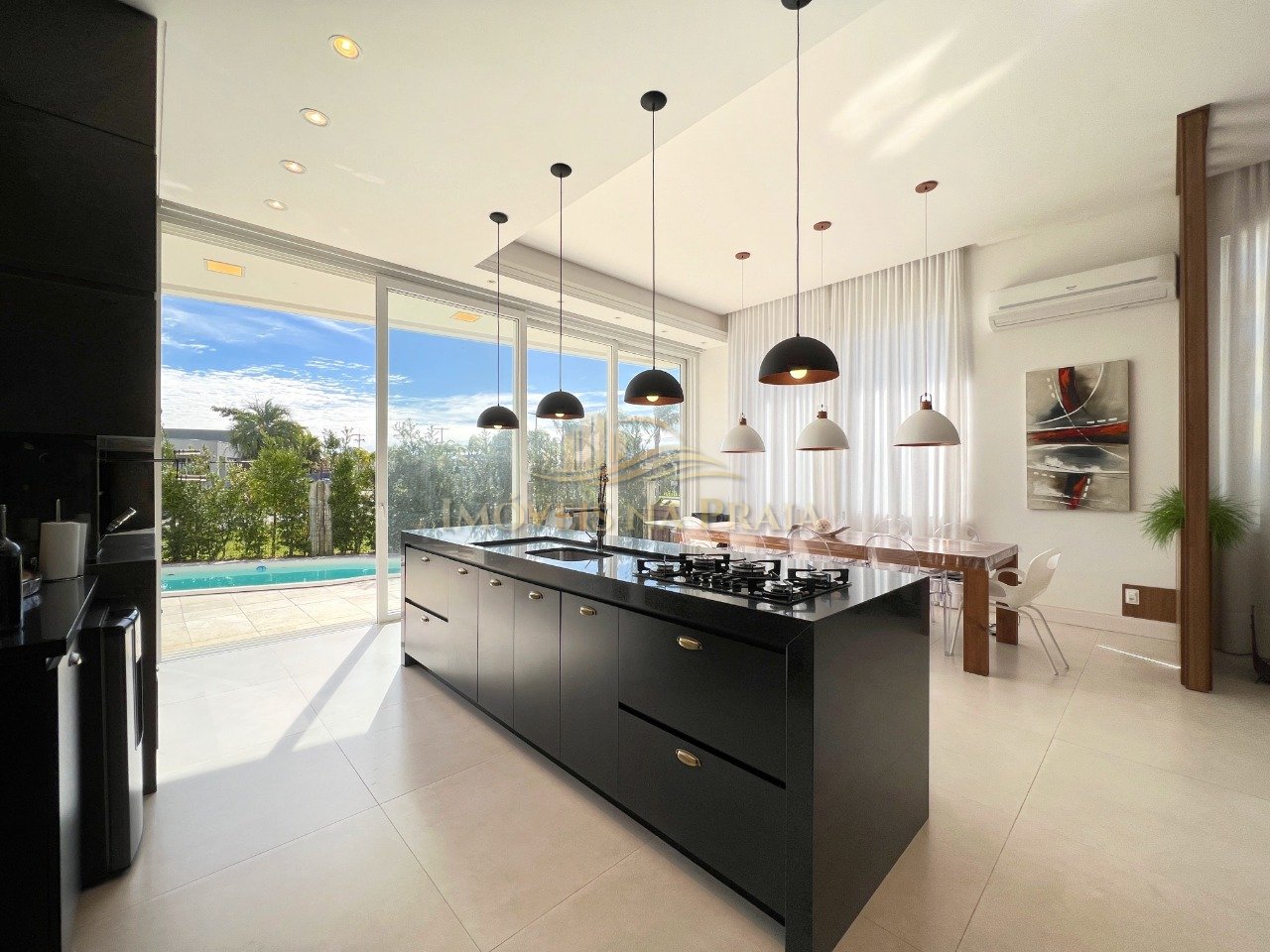 Foto 14 — Casa em Condomínio 4 Dormitório(s) Bairro Sea Coast