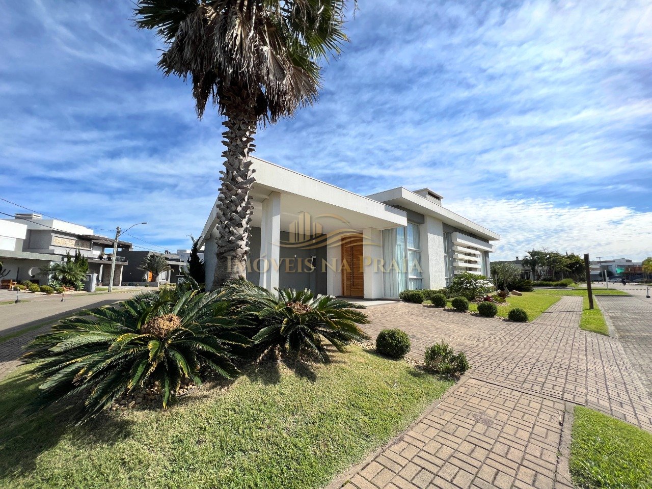 Casa em Condomínio 4 Dormitório(s) Bairro Sea Coast