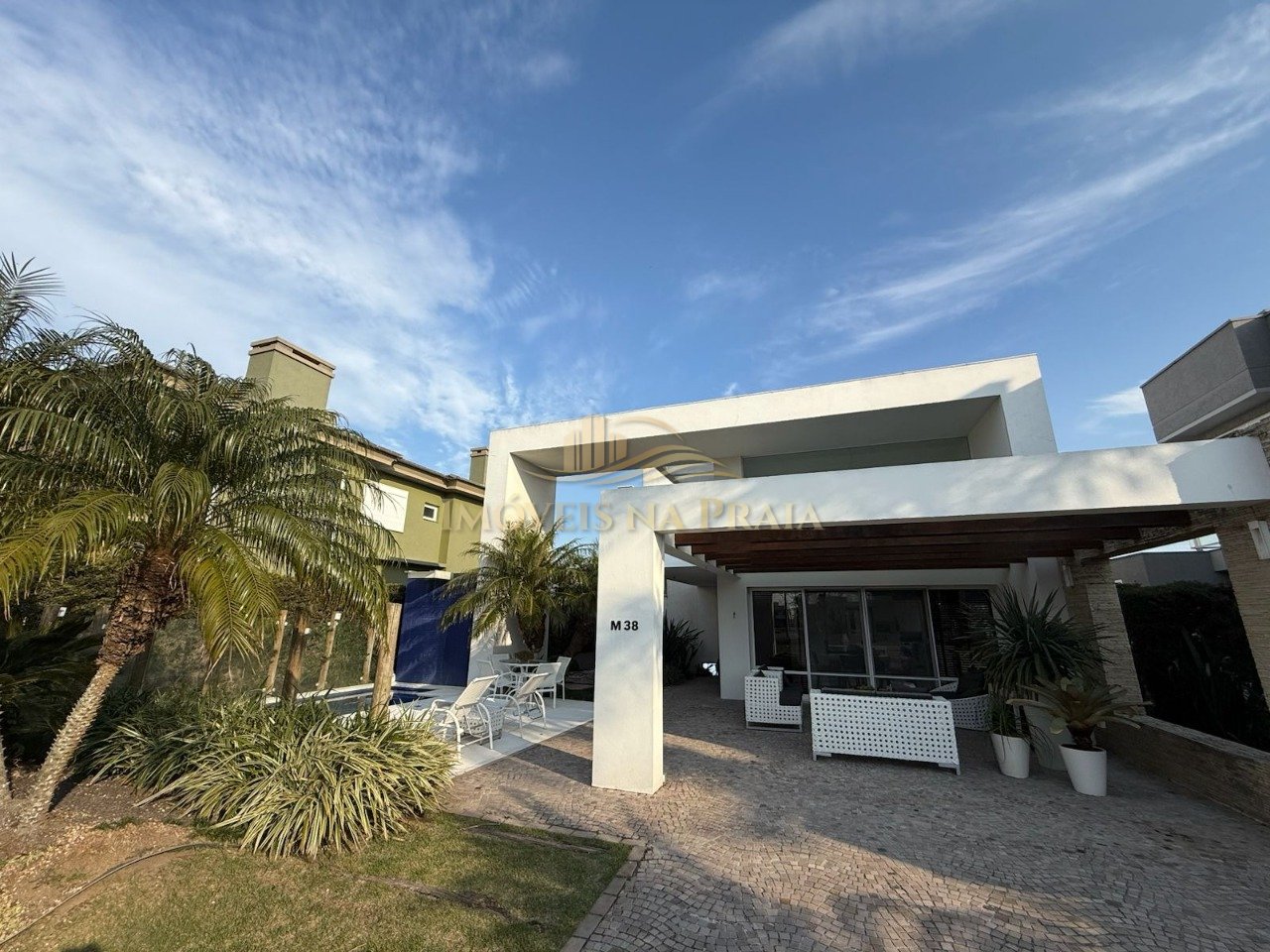 Casa em Condomínio 4 dormitórios no bairro Ventura Club