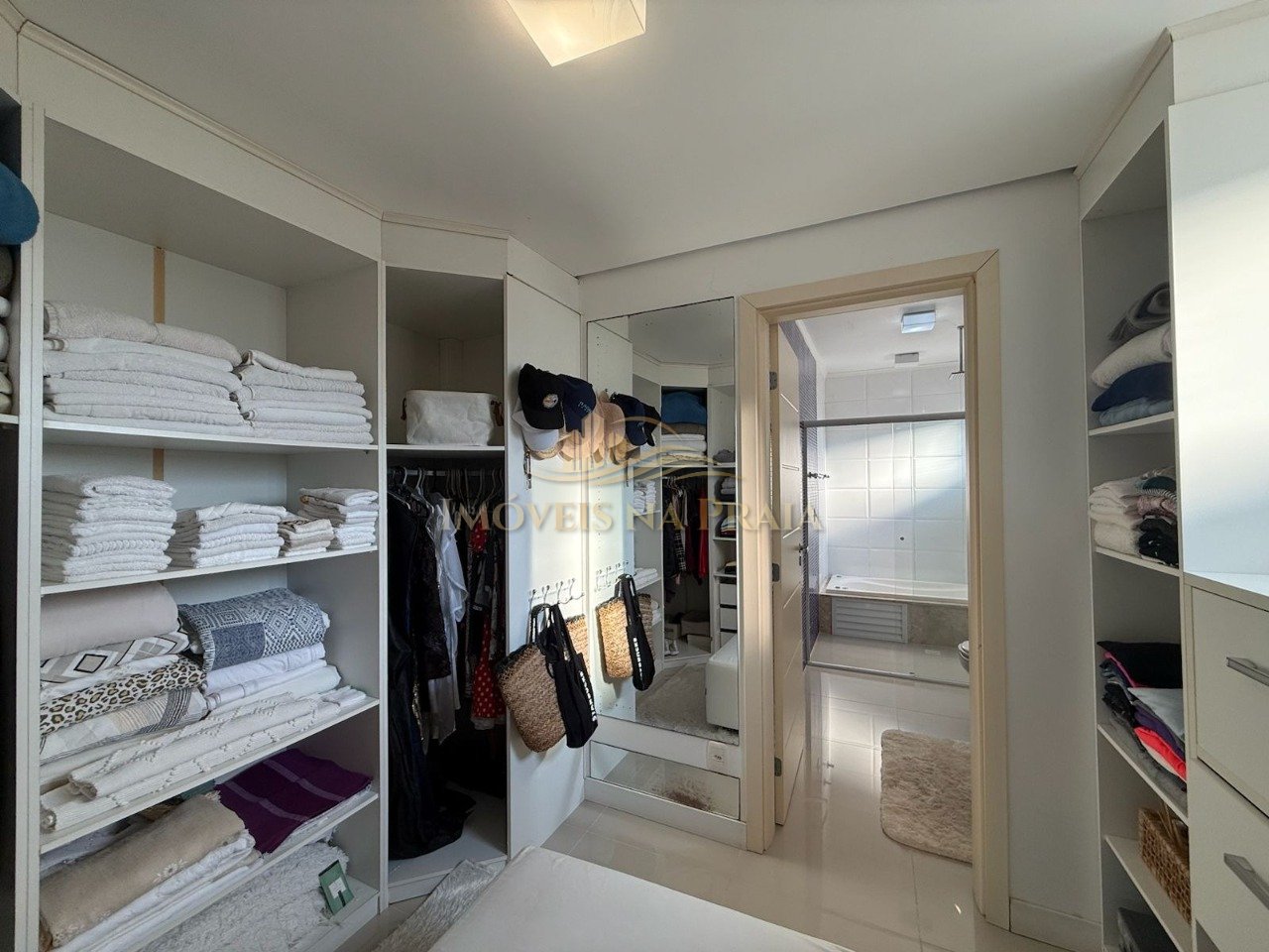 Foto 29 — Casa em Condomínio 4 dormitórios no bairro Ventura Club