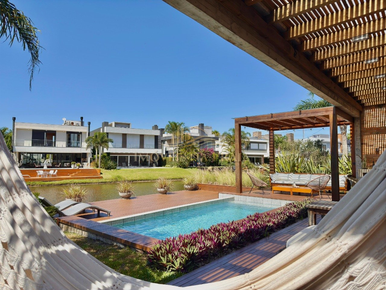 Foto 11 — Casa em Condomínio 5 dormitórios no bairro Malibu Beach Residence