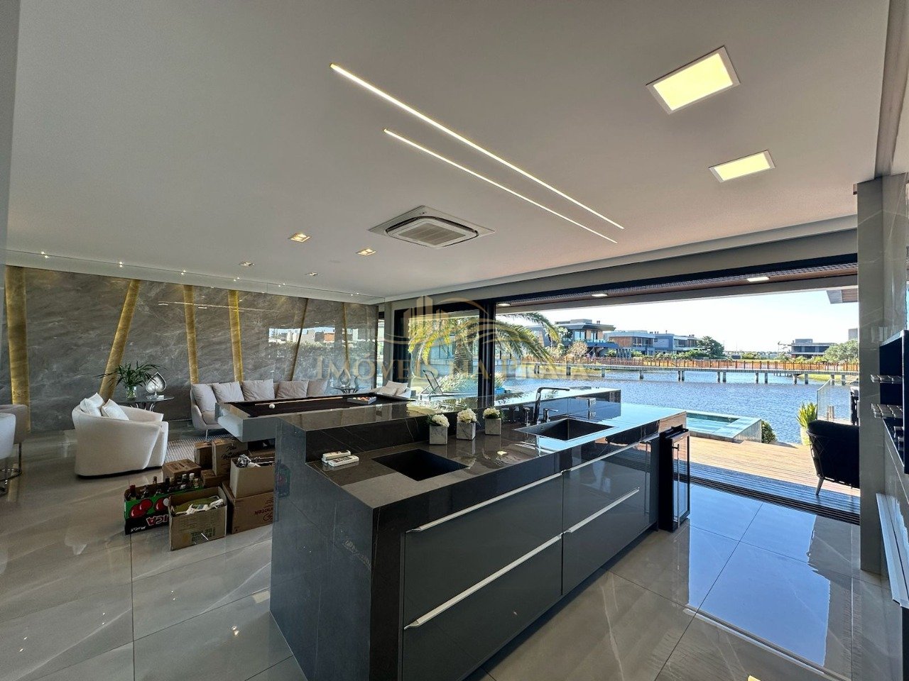 Foto 9 — Casa em Condomínio 5 Dormitório(s) Bairro Sense Xa