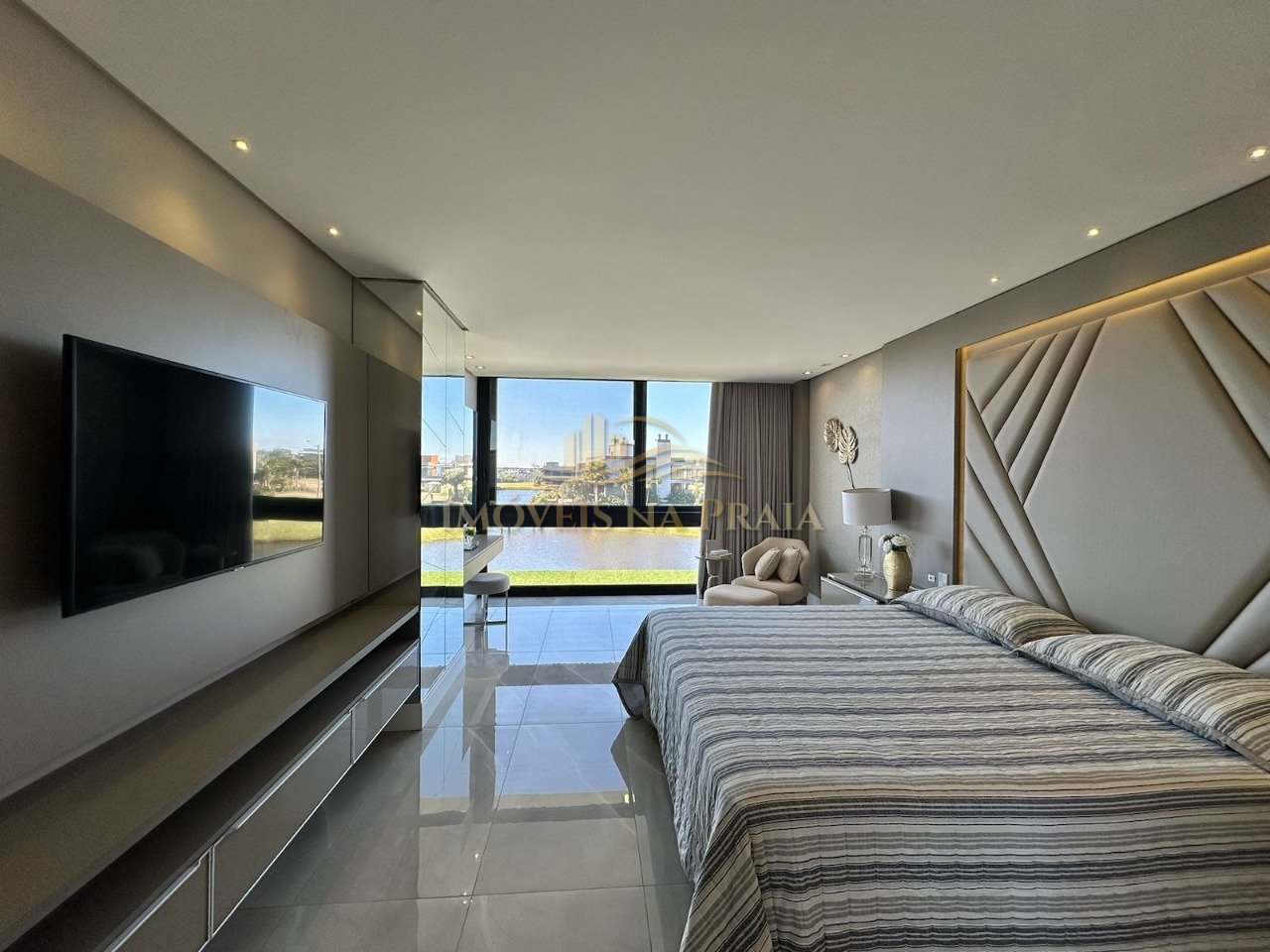 Foto 22 — Casa em Condomínio 5 Dormitório(s) Bairro Sense Xa