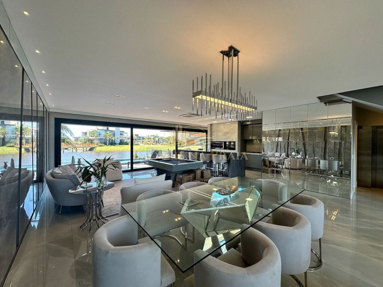 Foto 4 — Casa em Condomínio 5 Dormitório(s) Bairro Sense Xa