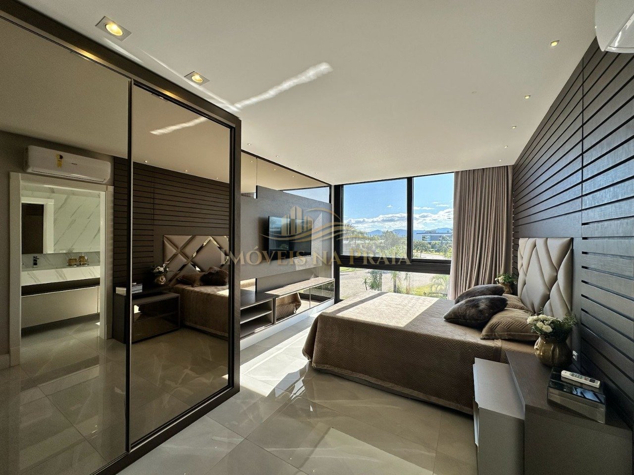 Foto 16 — Casa em Condomínio 5 Dormitório(s) Bairro Sense Xa