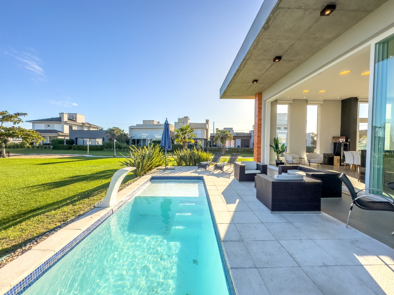 Foto 21 — Casa em Condomínio 4 dormitórios no bairro Riviera Xangri-Lá