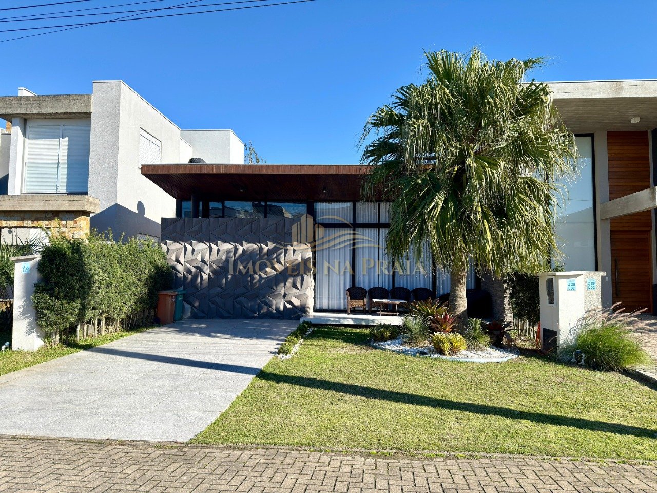 Casa em Condomínio 3 Dormitório(s)