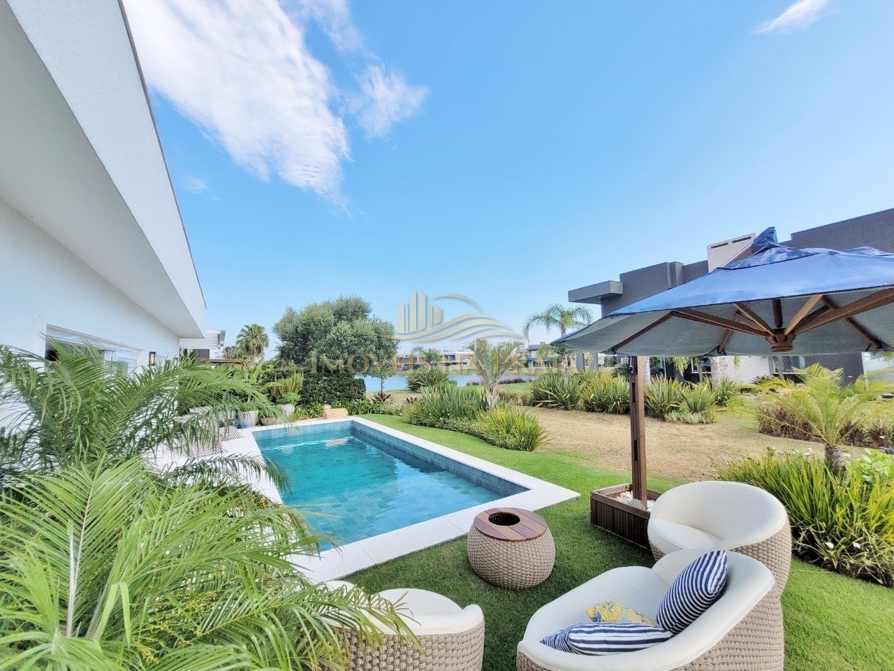 Foto 32 — Casa em Condomínio 4 Dormitório(s) Bairro Enseada