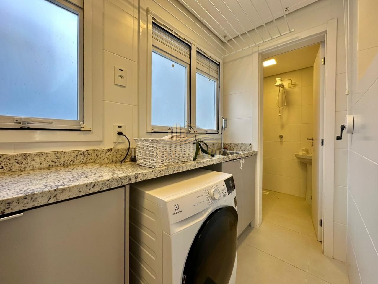 Foto 17 — Apartamento 3 dormitórios no bairro Atlântida