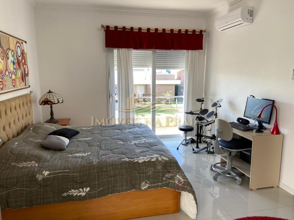 Foto 31 — Casa em Condomínio 4 dormitórios no bairro Ventura Club