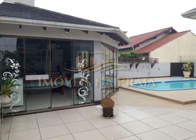 Foto 11 — Casa 6 dormitórios no bairro Arpoador