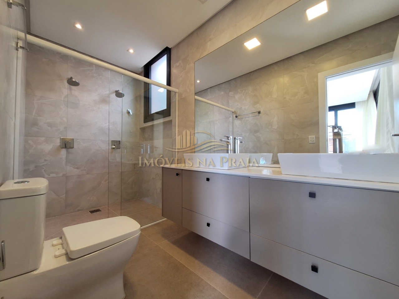 Foto 23 — Casa em Condomínio 5 dormitórios no bairro Playa Vista