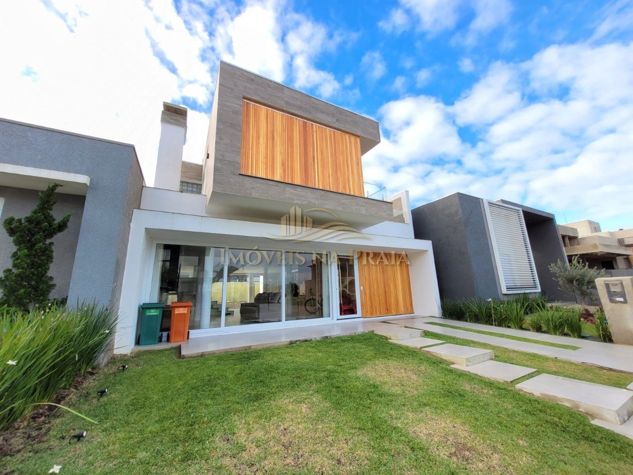 Foto 2 — Casa em Condomínio 4 Dormitório(s)