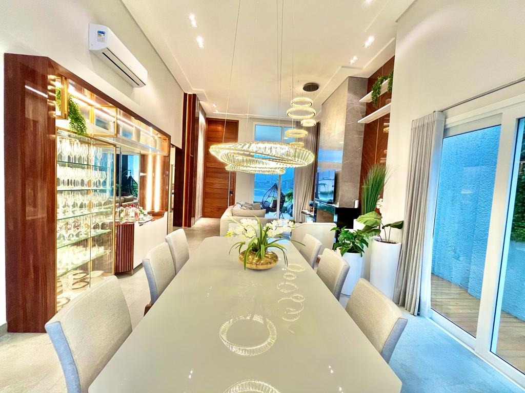 Foto 26 — Casa em Condomínio 4 Dormitório(s) Bairro Riviera