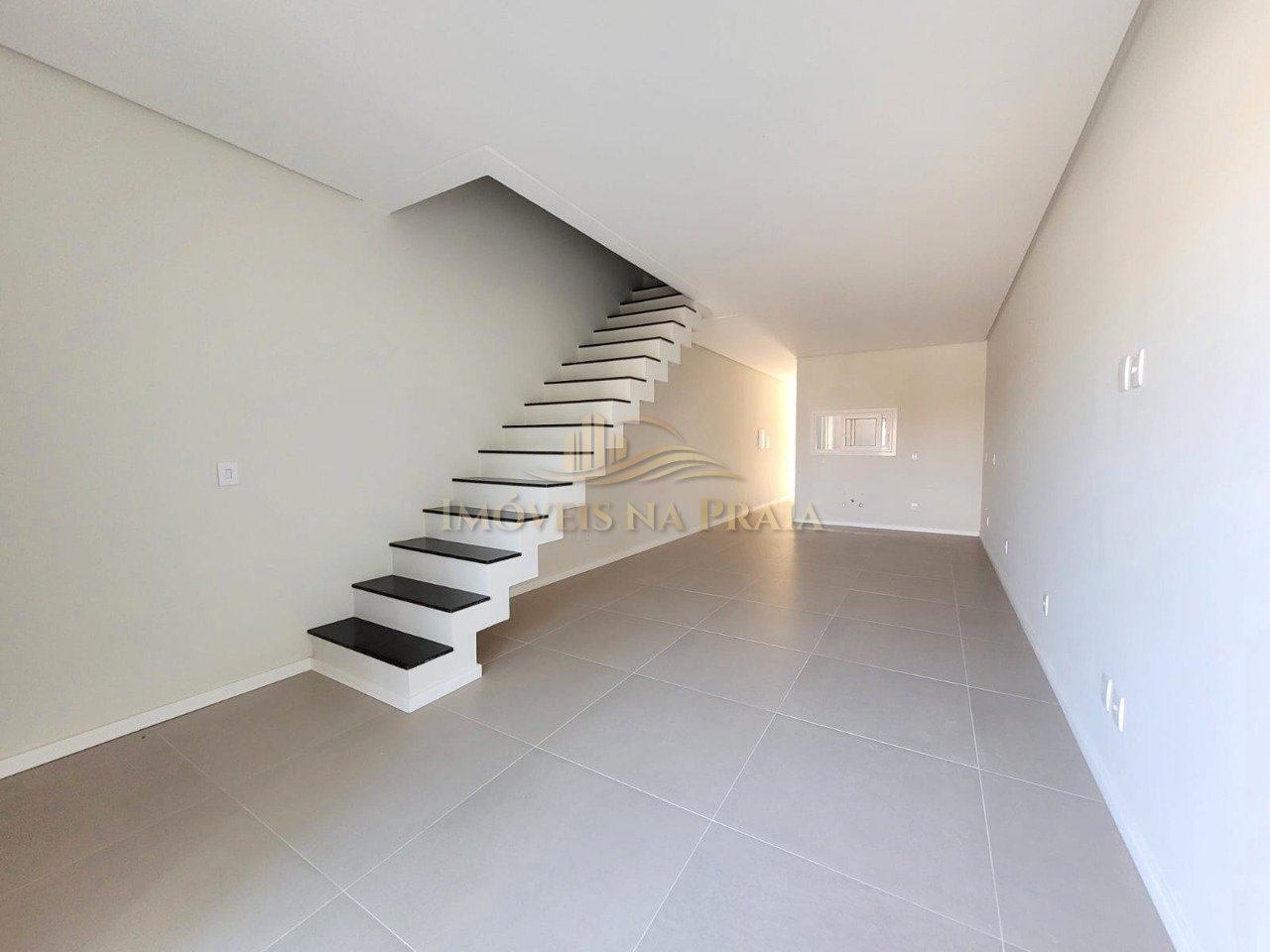 Foto 3 — Duplex 3 Dormitório(s) Bairro Centro