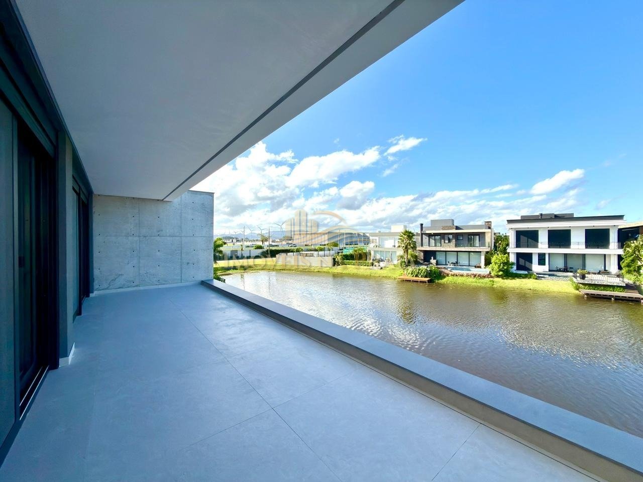 Foto 12 — Casa em Condomínio 5 Dormitório(s) Bairro Sense Xa