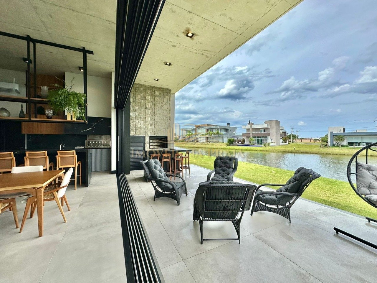 Foto 10 — Casa em Condomínio 4 Dormitórios Condomínio Riviera