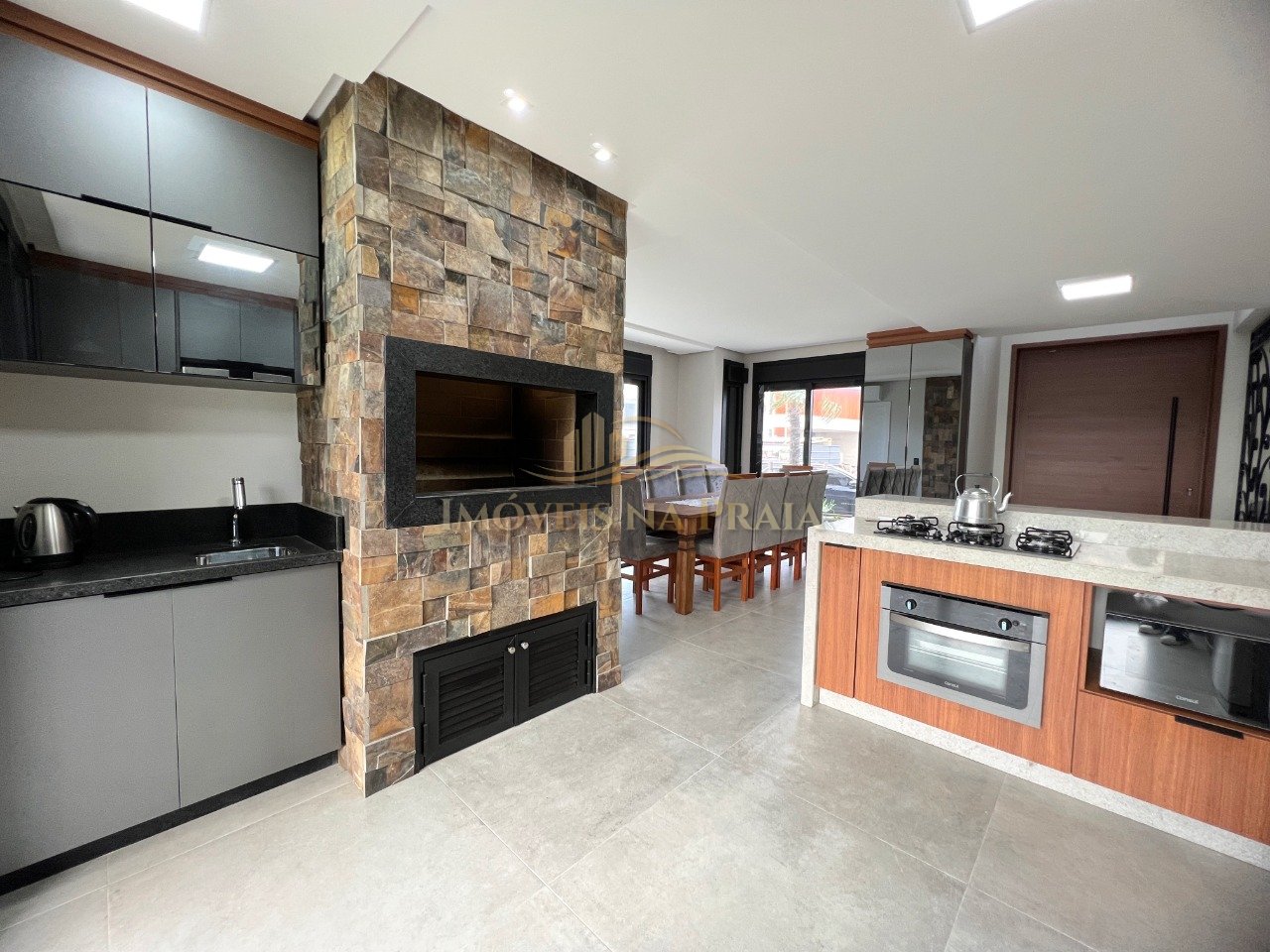 Foto 6 — Casa em Condomínio 4 Dormitório(s) Bairro Sunset