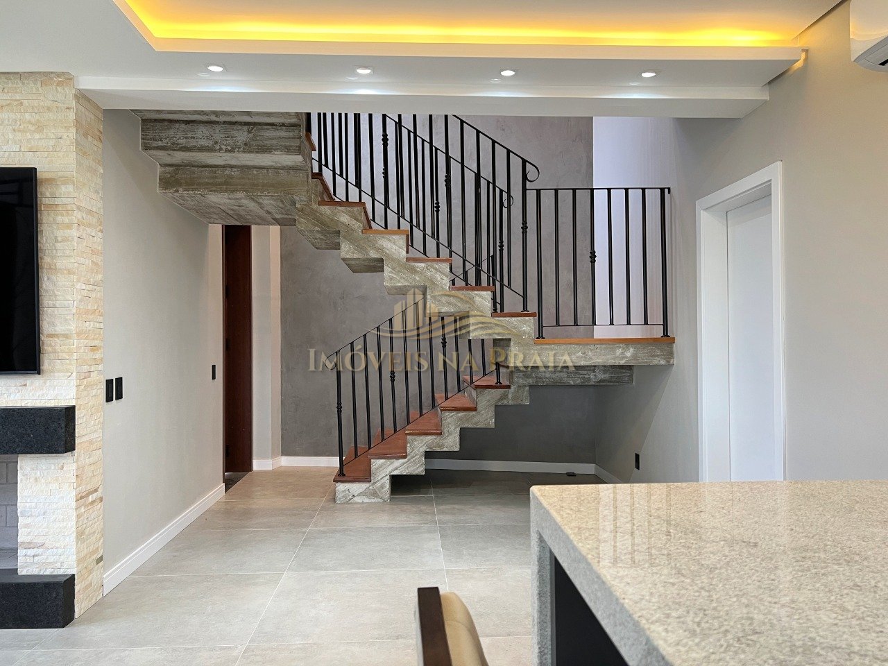 Foto 20 — Casa em Condomínio 4 Dormitório(s) Bairro Sunset