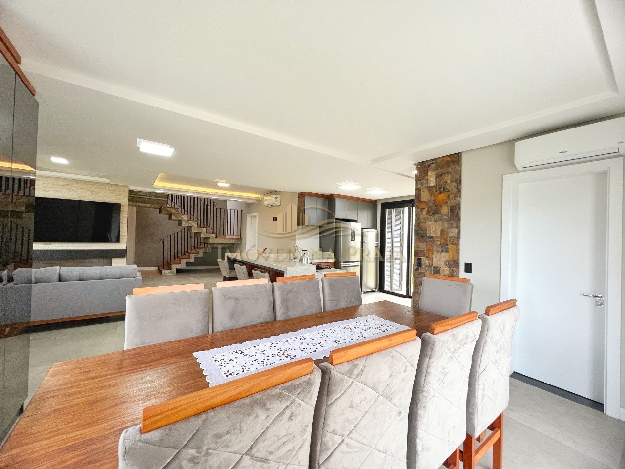 Foto 13 — Casa em Condomínio 4 Dormitório(s) Bairro Sunset