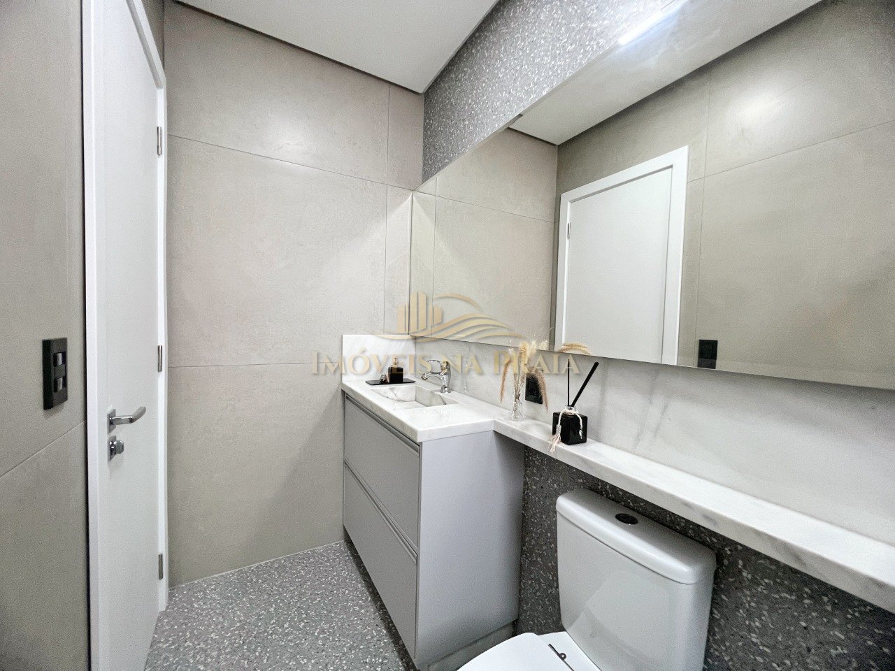 Foto 27 — Casa em Condomínio 4 Dormitório(s) Bairro Sunset