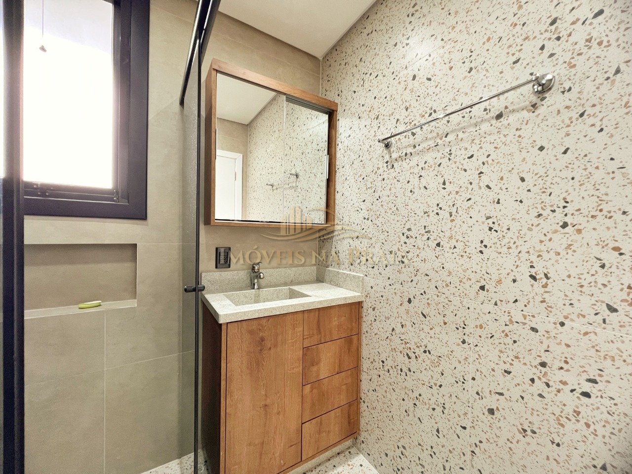 Foto 11 — Casa em Condomínio 4 Dormitório(s) Bairro Sunset