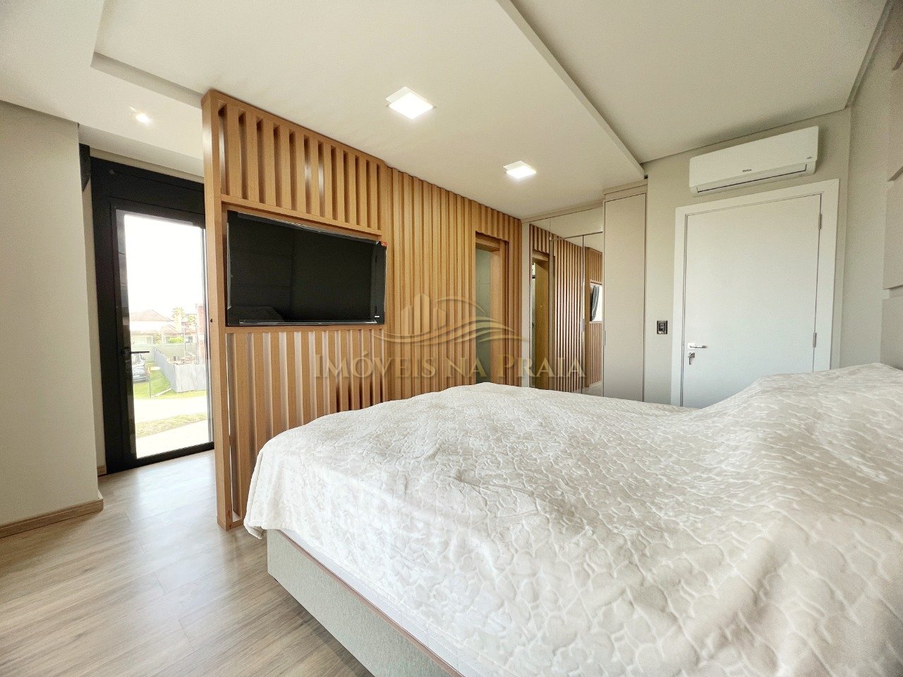 Foto 4 — Casa em Condomínio 4 Dormitório(s) Bairro Sunset