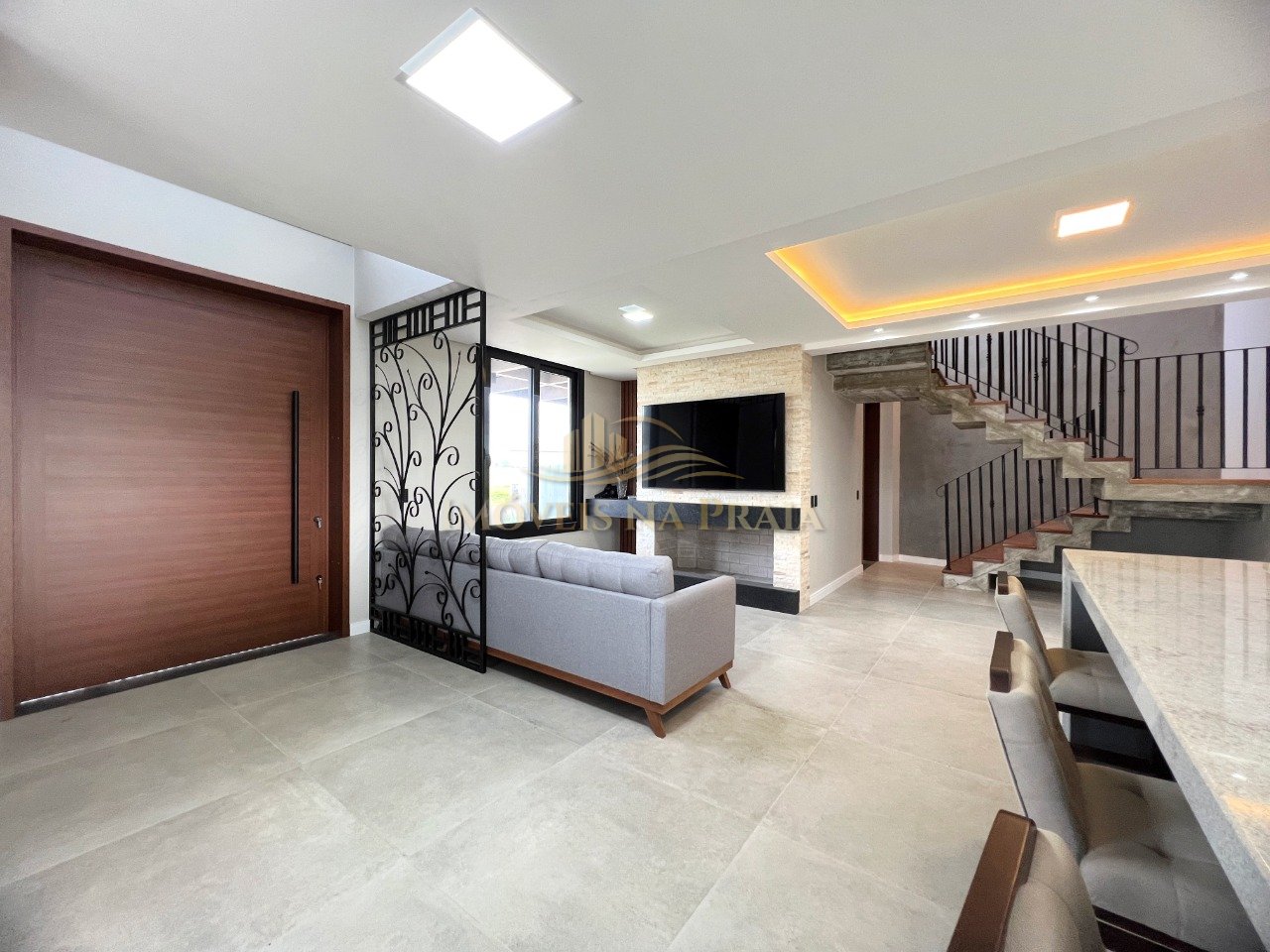 Foto 2 — Casa em Condomínio 4 Dormitório(s) Bairro Sunset