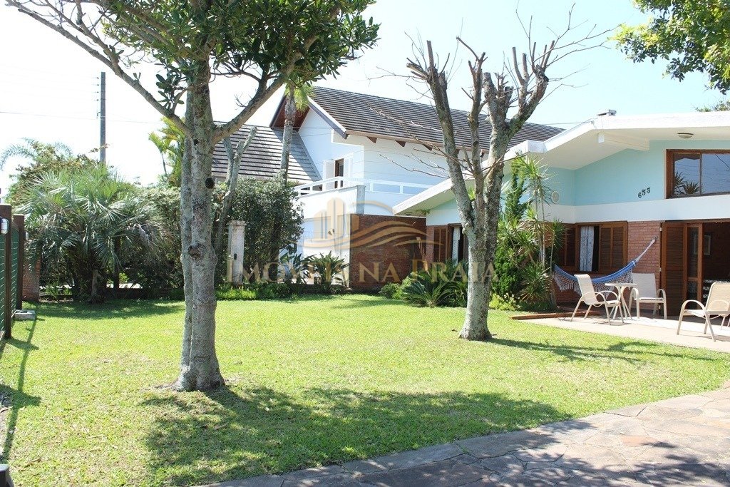 Foto 3 — Casa 4 dormitórios no bairro Atlântida