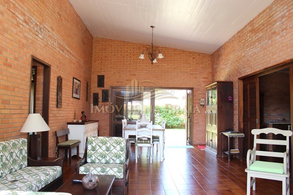 Foto 6 — Casa 4 dormitórios no bairro Atlântida