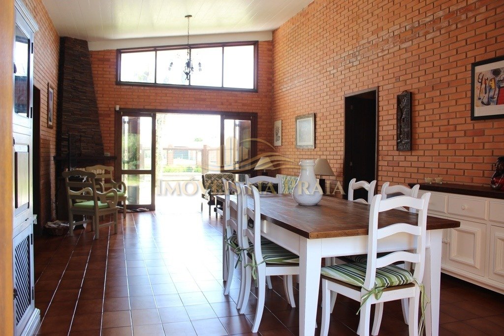 Foto 7 — Casa 4 dormitórios no bairro Atlântida