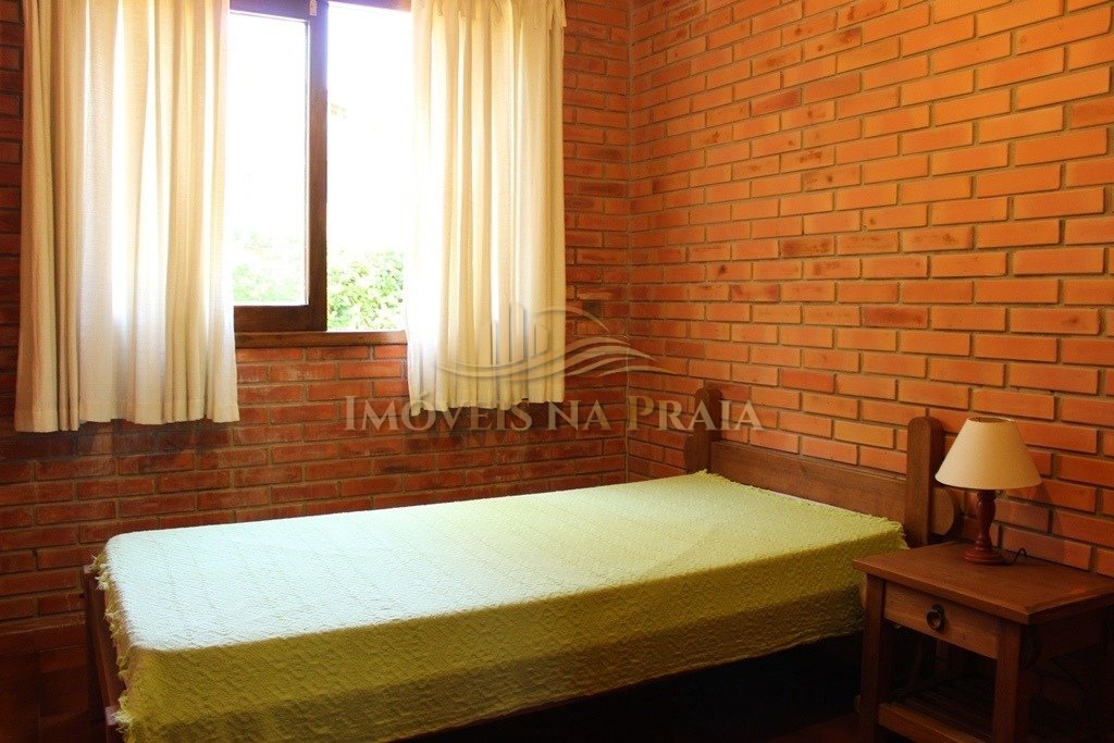 Foto 11 — Casa 4 dormitórios no bairro Atlântida