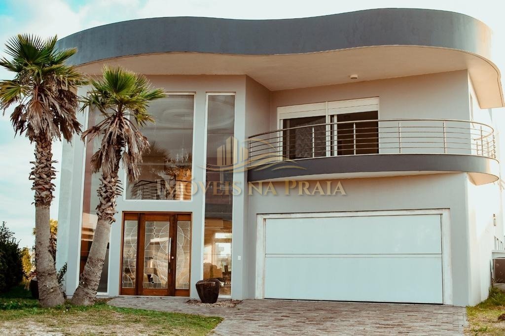 Casa em Condomínio 7 Dormitório(s) Bairro Riviera