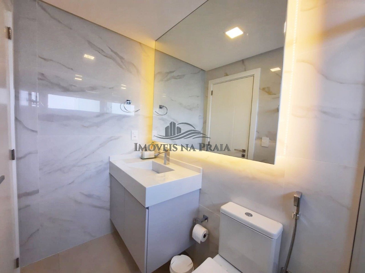 Foto 7 — Casa em Condomínio 5 Dormitório(s) Bairro Enseada