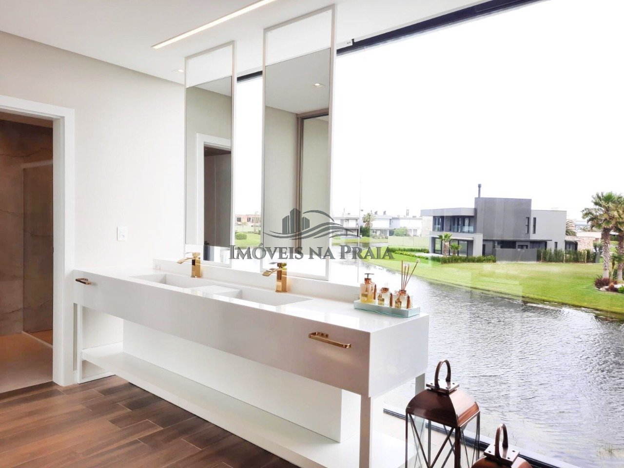 Foto 13 — Casa em Condomínio 5 Dormitório(s) Bairro Enseada