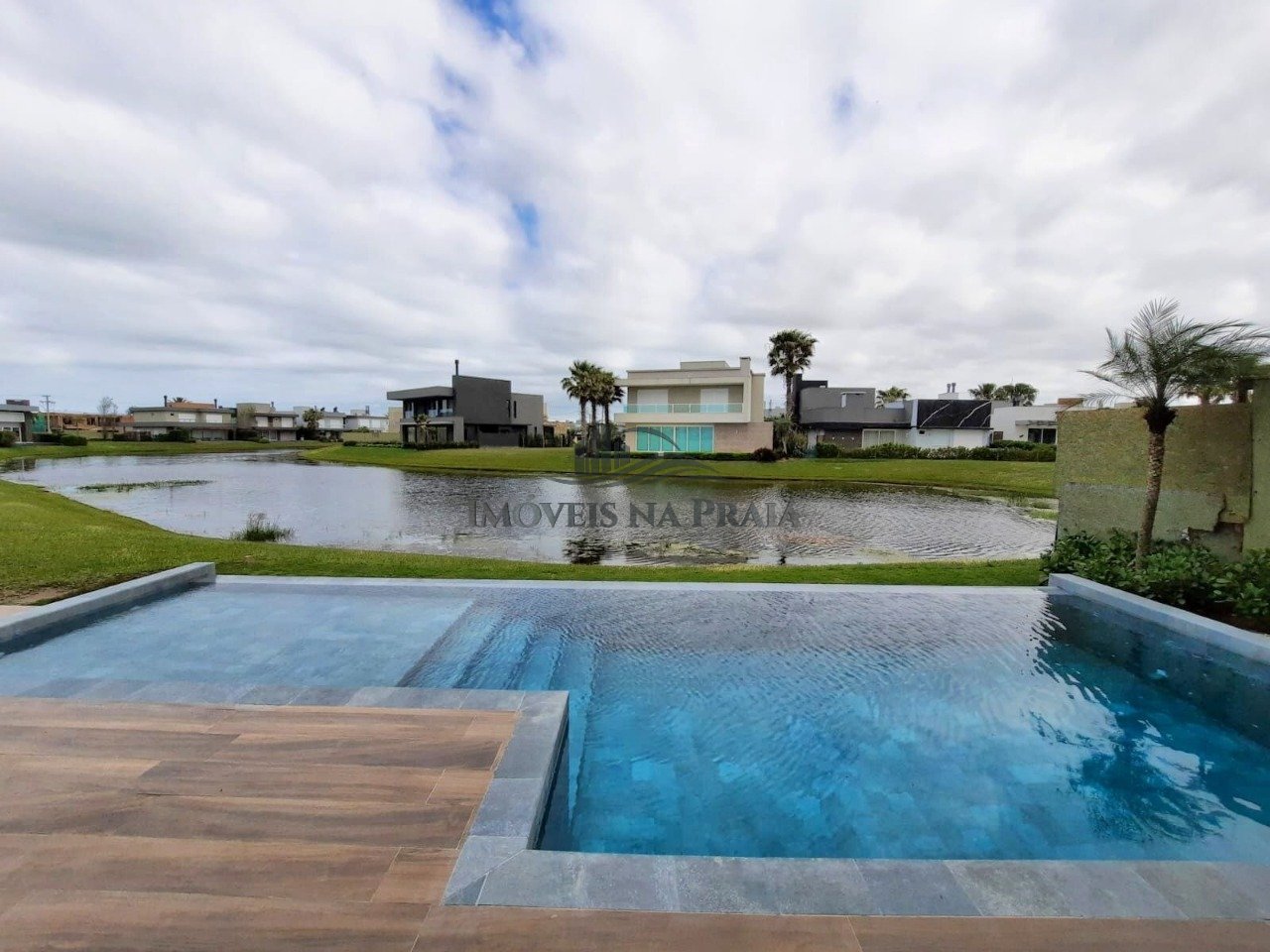 Foto 25 — Casa em Condomínio 5 Dormitório(s) Bairro Enseada