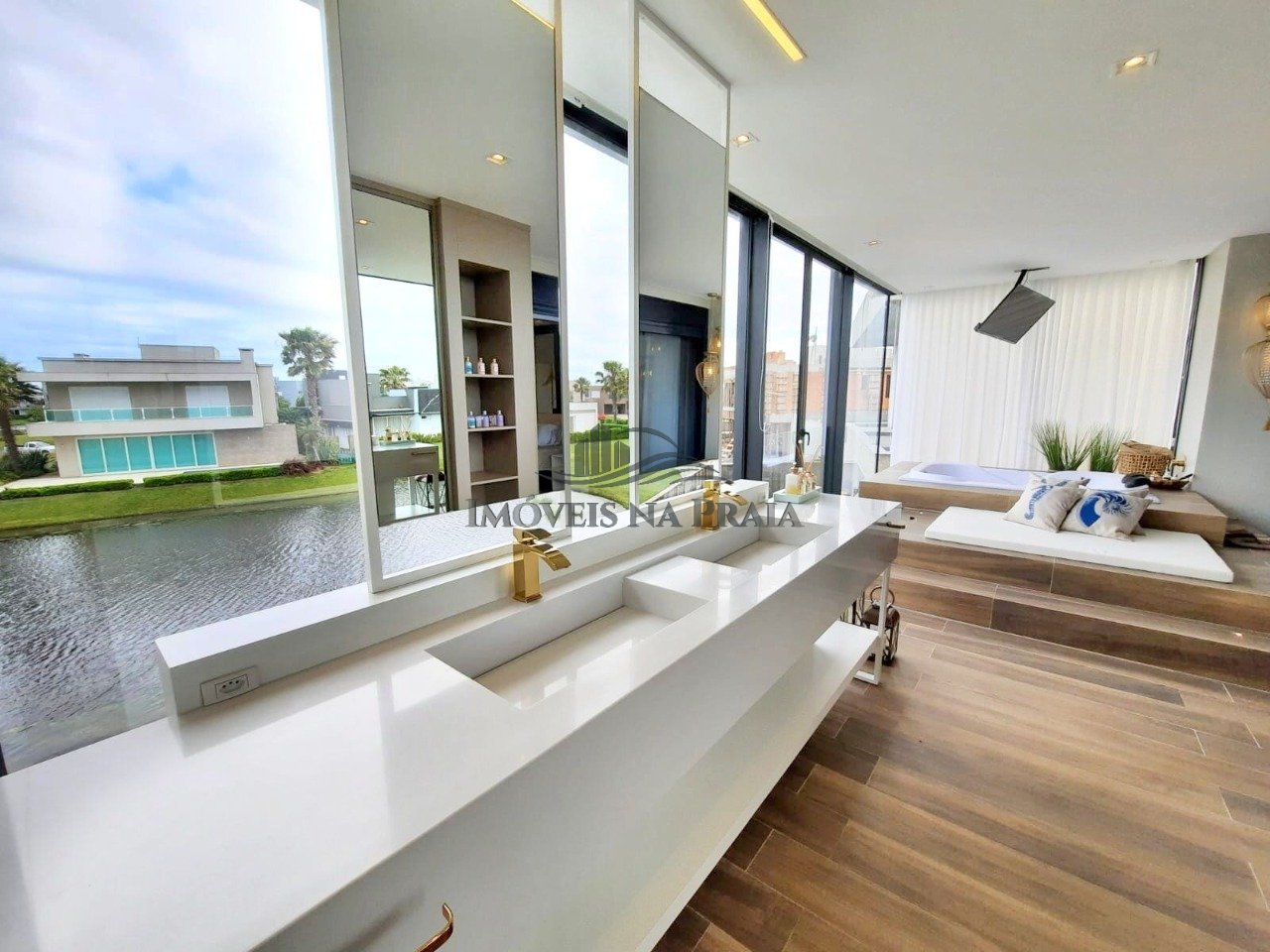 Foto 12 — Casa em Condomínio 5 Dormitório(s) Bairro Enseada