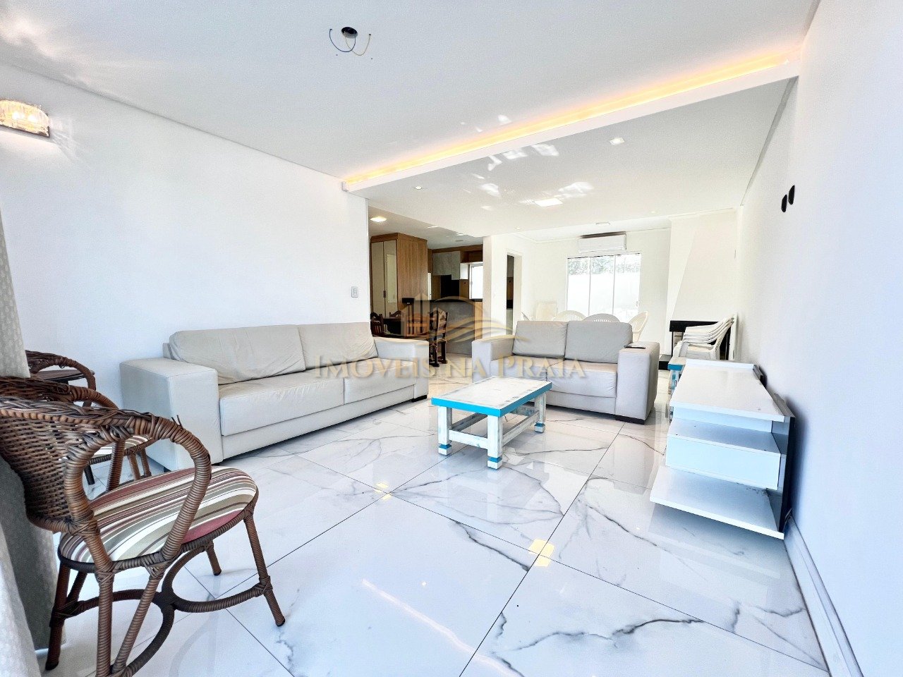 Duplex 3 dormitórios no bairro Centro