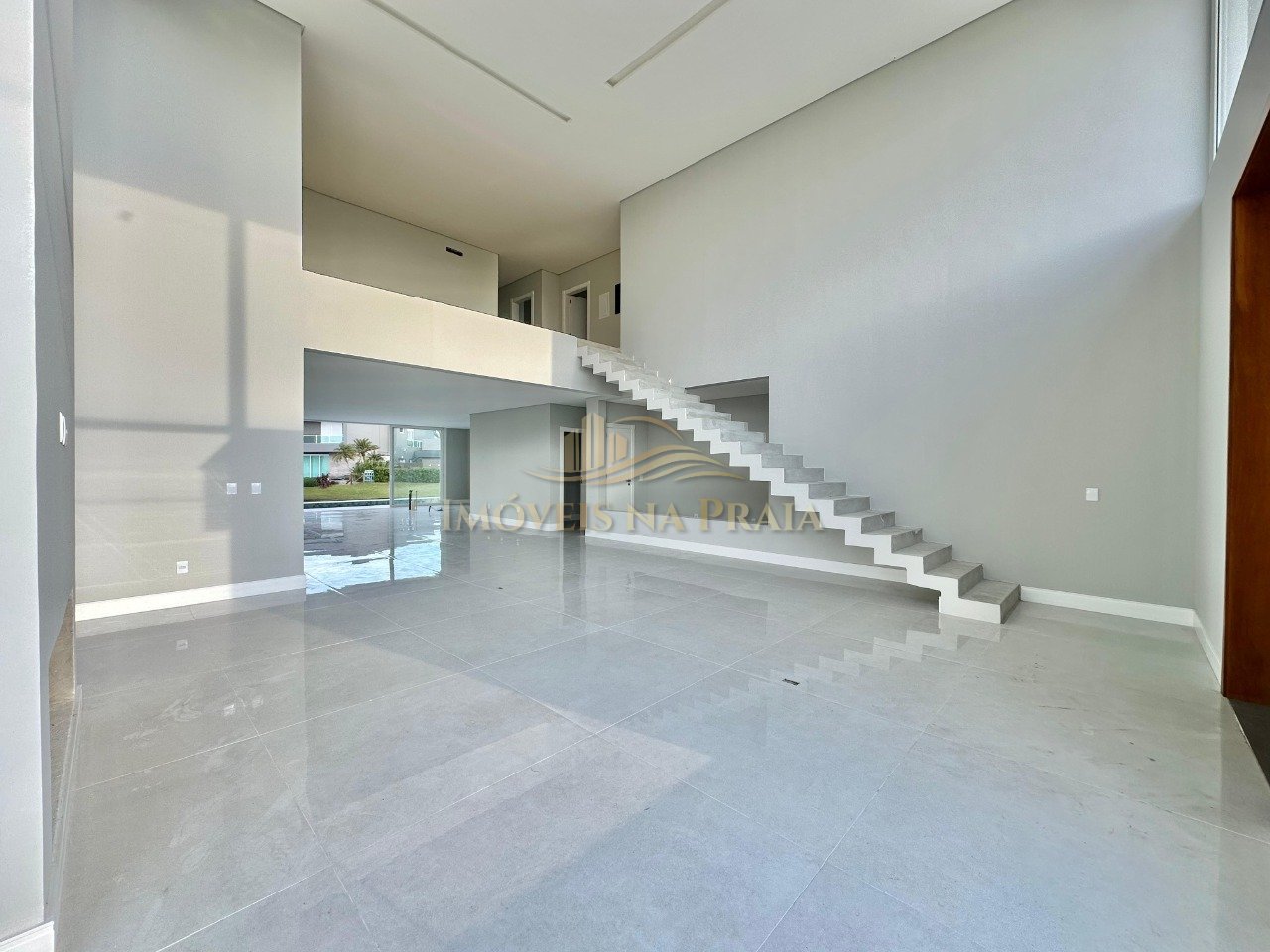 Foto 6 — Casa em Condomínio 6 Dormitório(s) Bairro Enseada