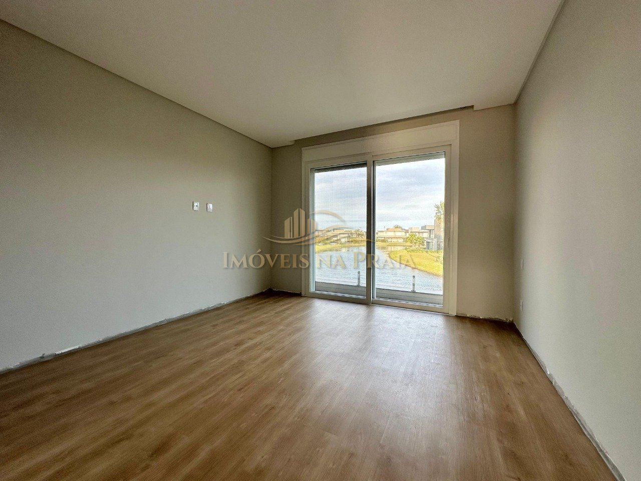 Foto 18 — Casa em Condomínio 6 Dormitório(s) Bairro Enseada