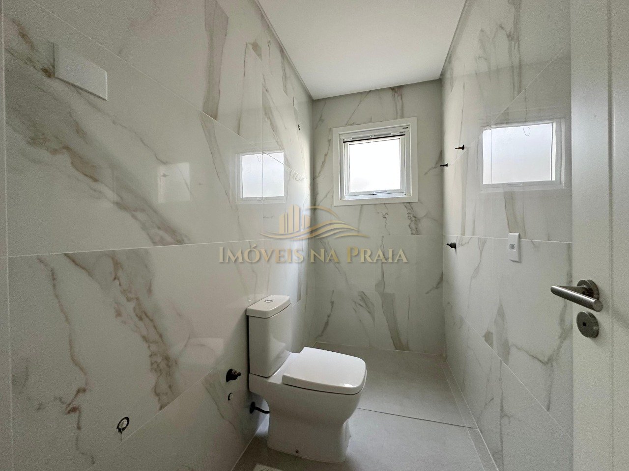 Foto 14 — Casa em Condomínio 6 Dormitório(s) Bairro Enseada