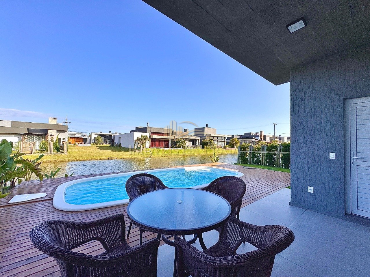 Foto 39 — Casa em Condomínio 4 Dormitório(s) Bairro Riviera